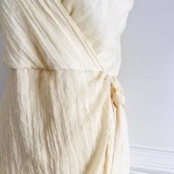 Altar’d State Cream Super Soft Lightweight Side Tie Sundress ~ Size Large - Picture 3 of 8